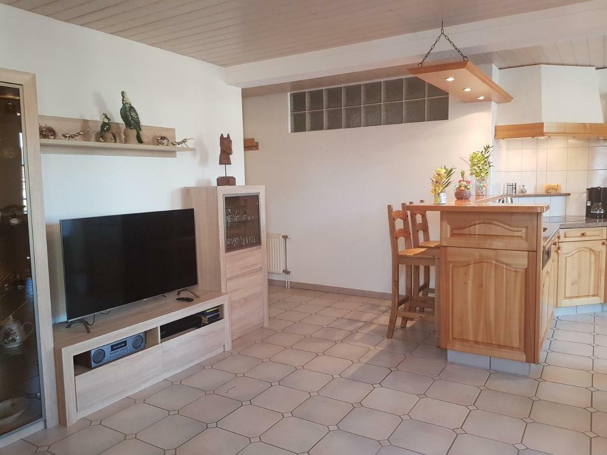 Apartement-Gite Rural A 3 Km De Delemont Courcelon المظهر الخارجي الصورة